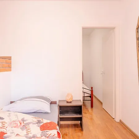 Ema Apartman *