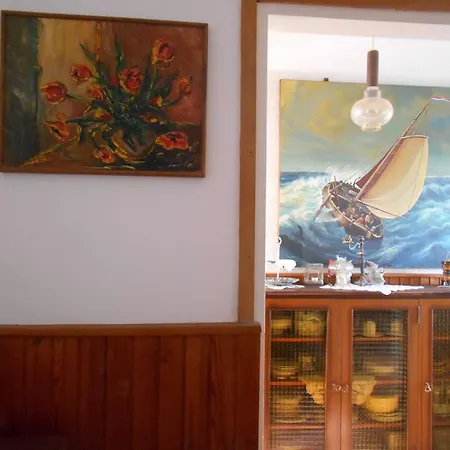 Апартаменты Ema Шибеник