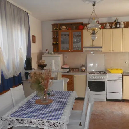 Ema Apartman *