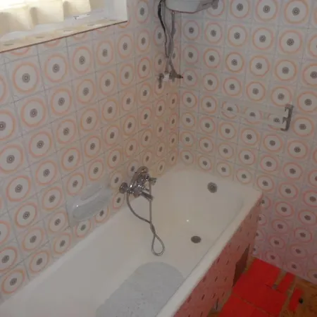 Ema Апартаменты Шибеник